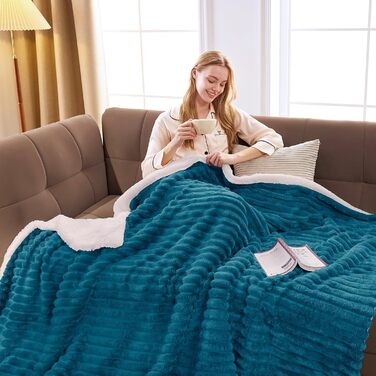 Плед WAVVE Sherpa з плюшем, теплий та м'який, 150x200 см, великий, двосторонній, колір: бірюзовий