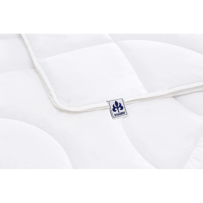 Irisette Micro Thermo 4-Season Duvet, quilted comforter with a soft microfibre cover for all seasons, 155 x 220 cm, Öko Tex certified, produced according to German quality standards. 4-Season duvet 155 x 220 cm