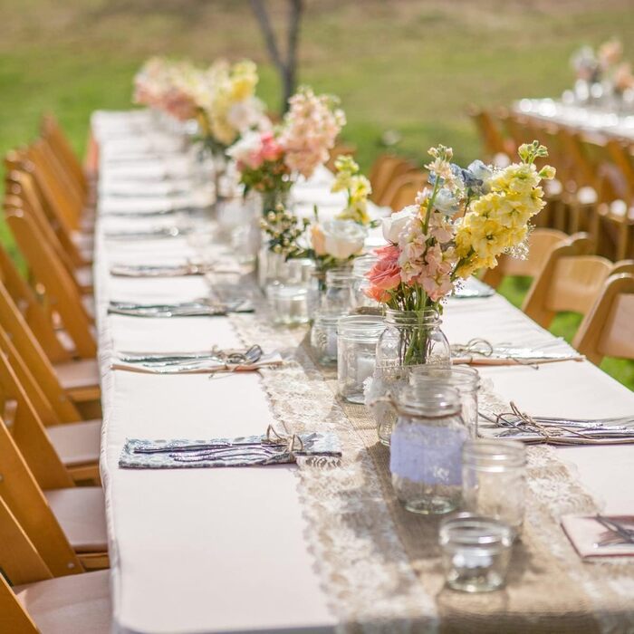 BIT.FLY Jute Table Runner with Lace - 5 Pack 30 x 275cm Table Runner Wedding Decoration Table Band made of Natural Linen for Weddings, Dinners, Parties, Table Decorations