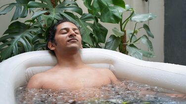 Надувна ванна Tubble Royale 255 літрів - складана ванна для дорослих, 188 см, монтаж за 1 хв, для дому та вулиці, Home Spa & Eisbad, Ambient Taupe