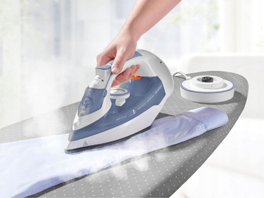 Бездротова праска з парою SilverCrest 2000–2400 Вт