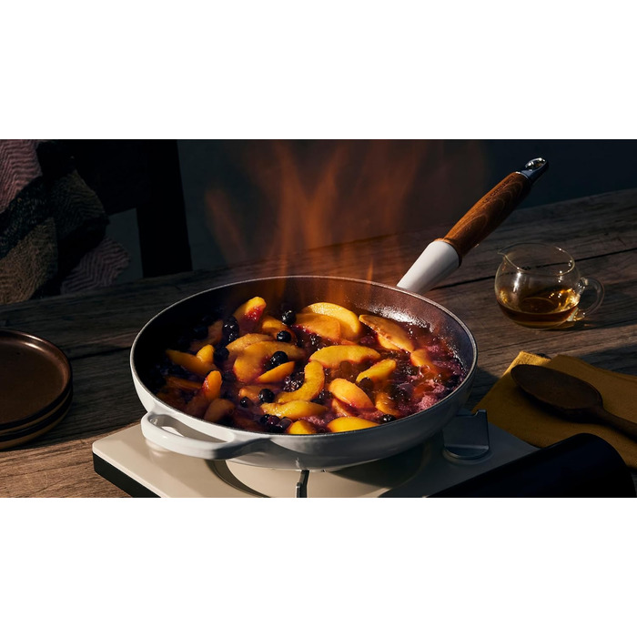 Сковорода Le Creuset Signature чавунна з дерев'яним ручками, 2.25 л (біла)