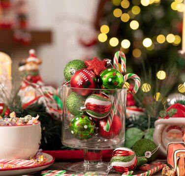 Набір ялинкових прикрас Victor's Workshop 35 шт. 5 см, пластикові кулі, червоно-зелено-білий декор для ялинки, тематика ельфів