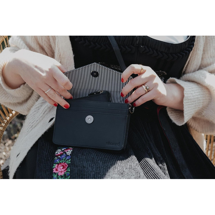 Сумка-бананка Skaard з екошкіри чорного кольору – 3-в-1 (crossbody, на пояс, унісекс) з регульованим ремінцем