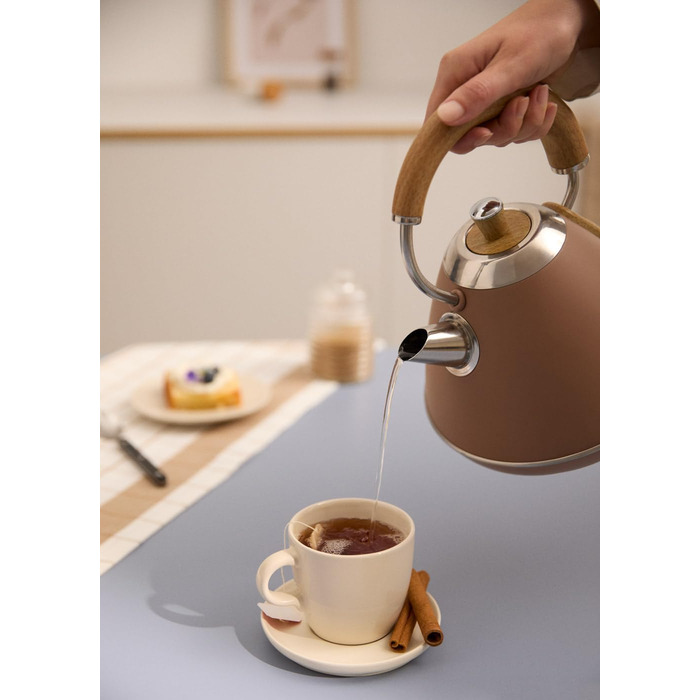 Електричний чайник RETRO PRO Mokka з регулюванням температури 1 л, автоматичне відключення, швидке кип'ятіння, антиковзаюча підставка, прозорий індикатор рівня води, 1200W