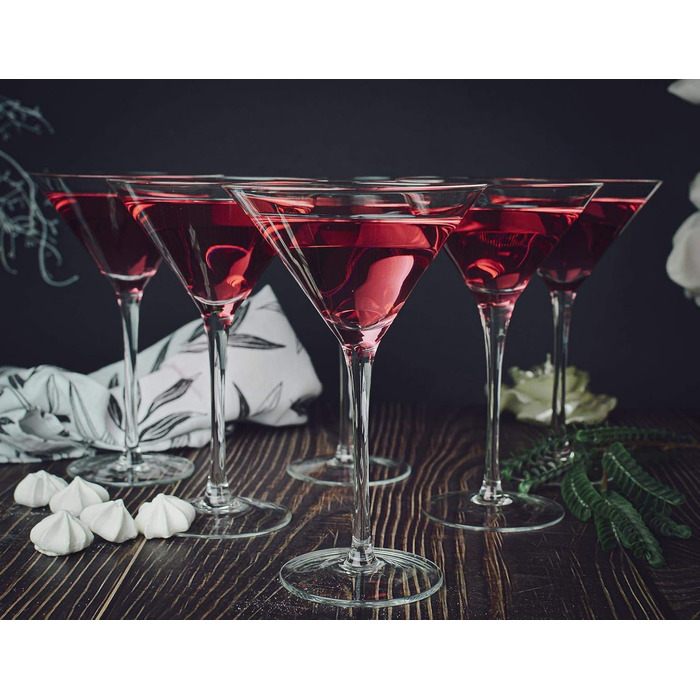 Набір з 4 келихів для мартіні Sendez 230 мл - елегантні склянки для коктейлів з прозорого скла, висота 18,2 см, придатні для миття в посудомийній машині. Ідеально підходять для мартіні, космополітенів та інших коктейлів