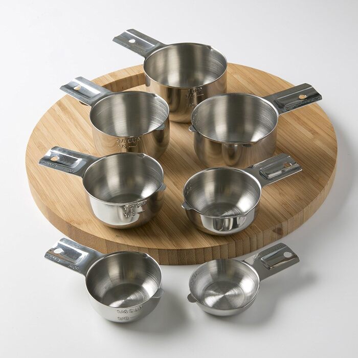 Measuring cups and spoons, 13-piece complete set of professional-grade quality 18/8 stainless steel – 7 stackable cups and 12 spoons, perfect for storing dry and liquid ingredients.