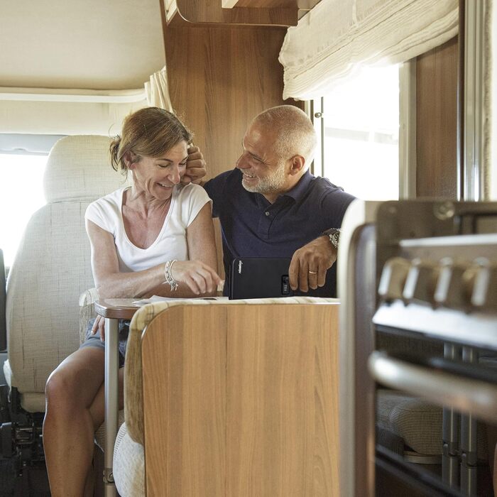 Сейф Relaxdays з кодовим замком, портативний, зі страхувальним тросом, автосейф, сталевий, 5.5x17x25 см, чорний