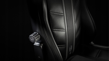 Ігрове крісло Diablo Chairs Diablo X-Ray, штучна шкіра, чорне