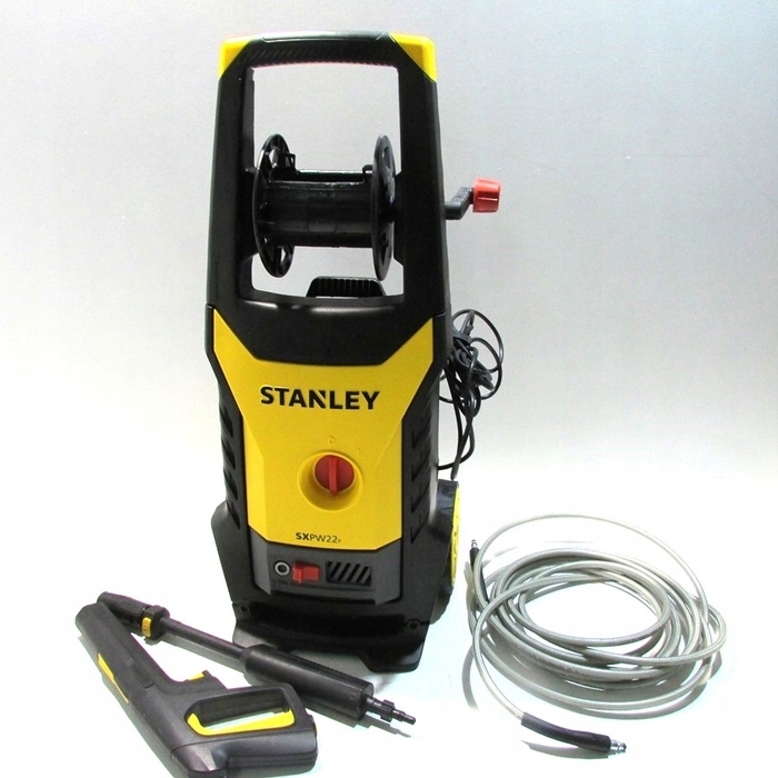 Мийка високого тиску STANLEY SXPW22PE 2200 Вт, 150 бар, 440 л/год + набір для чищення патіо