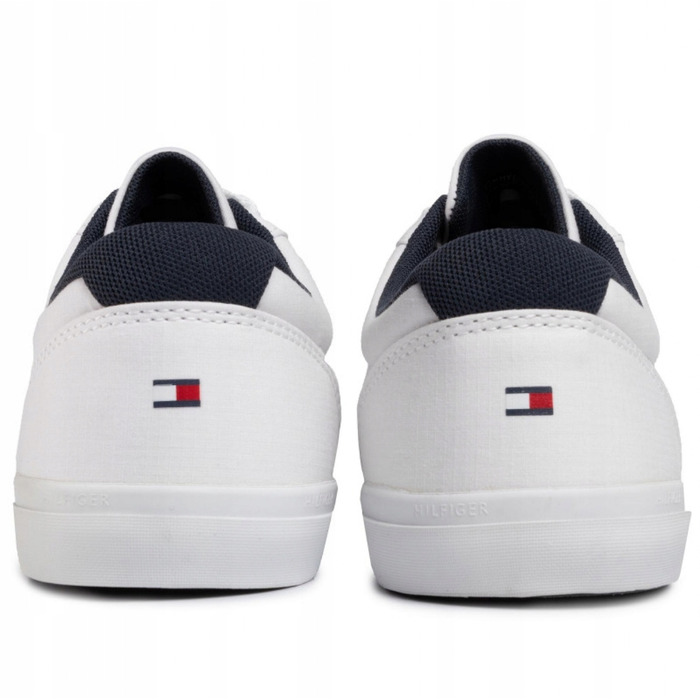 Спортивні кросівки Tommy Hilfiger білі, розмір 44, текстильні, дихаючі, на шнурівці
