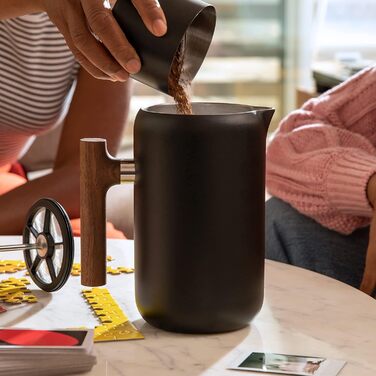 Fellow Clara Insulated French Press – Portable Stainless Steel Coffee Press, Insulated Hand Press, Matte Black with Walnut, 680g Carafe