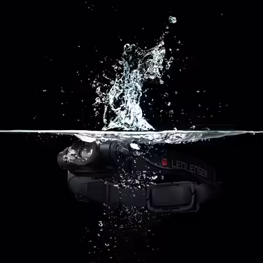 Ліхтар налобний Ledlenser H5 Core, 350 люмен, LED, IP67, фокусування, обертання, димування, 2xAA, 160 м, батарейки в комплекті