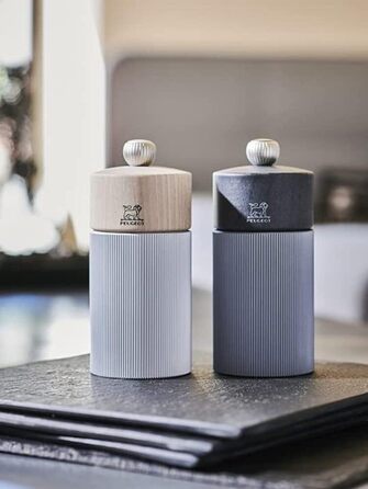Млинок для перцю PEUGEOT Line 12 см, класичне регулювання, алюміній і дерево, сертифікат PEFC, вугільний колір