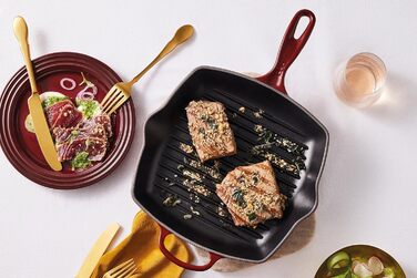 Сковорода-гриль Le Creuset Signature, чавунна, квадратна, 26 см, для всіх типів плит, індукція, 2,86 кг, Chambray