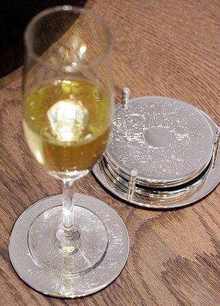 EDZARD Set of 6 Coasters Bruges (Ø 9 cm) in Silver - Saucers as coaster, coasters for glasses, cup coasters - in round shape for pots, candles, glasses, drinks instead of beer mats