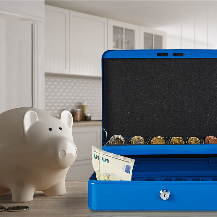 Cash Box з дошкою для підрахунку євромонет