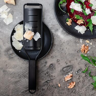Тертка Microplane Black Sheep велика для цитрусових, пармезану, імбиру, шоколаду та мускатного горіха (нержавіюча сталь, США)