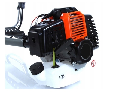 Бензокоса Demon RQ580, ріжуча ширина 42 см