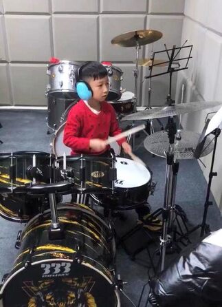 Навушники для захисту вух для малюків 0-2 роки - шумопоглиначі для літака, сну та повсякденного використання | Регульовані, м'які та легкі для новонароджених та малюків, (зелені)