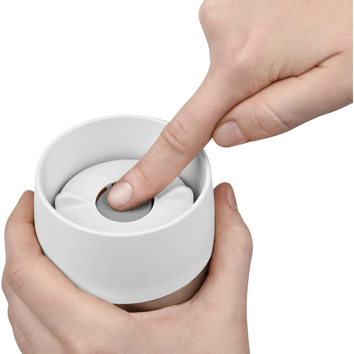 Термокружка Emsa Travel Mug Classic, 360 мл, з Quick-Press клапаном, 360° відкриття, для кави з собою, білий, лімітована серія