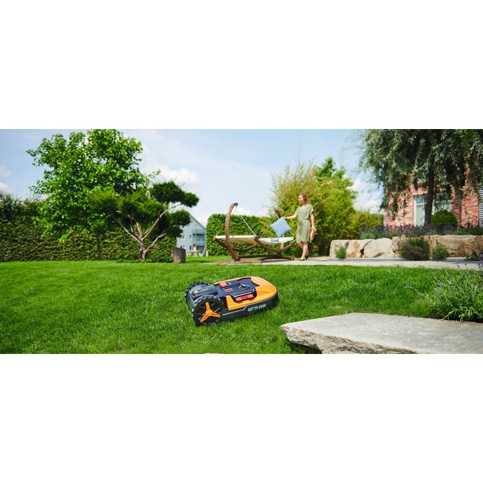 Робот-газонокосарка WORX Landroid M700 Plus WR167E (4Ah, 20V) для площі до 700 м², до 160 хв роботи