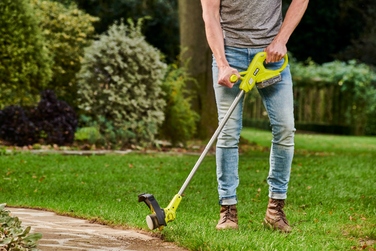 Акумуляторний тример для країв Ryobi, 23 см, 1,8 кг