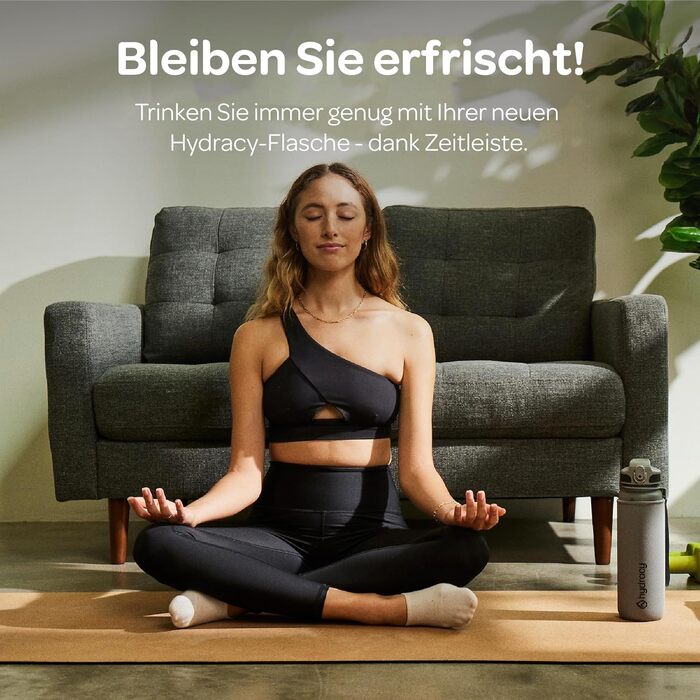 Пляшка для води Hydracy з фруктовою вставкою 1000 мл, сріблясто-сіра - BPA-free, з міткою часу, спортивна, герметична