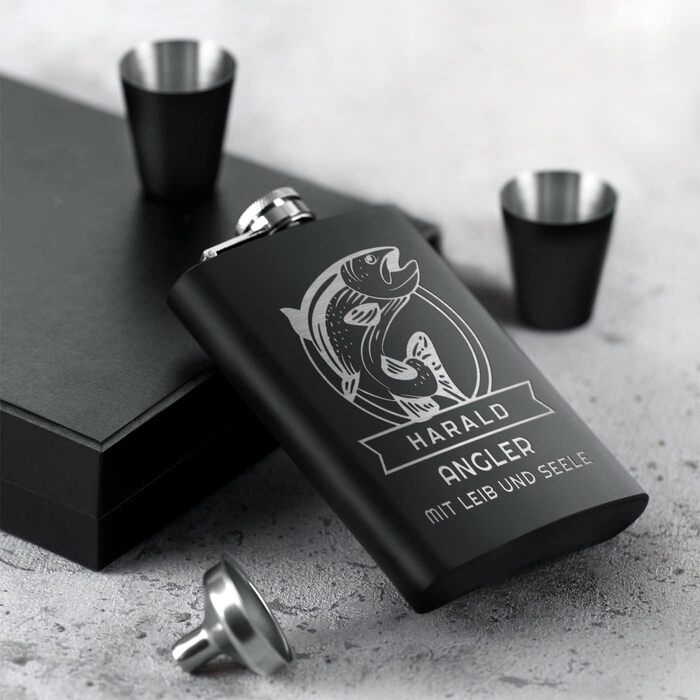 Набір Maverton Flachmann Set: фляга 200 мл з гравіюванням + 4 стаканчики 20 мл з воронкою, чорний матовий, з зображенням риби