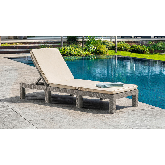 Шезлонг Keter Daytona Deluxe, колір капучино