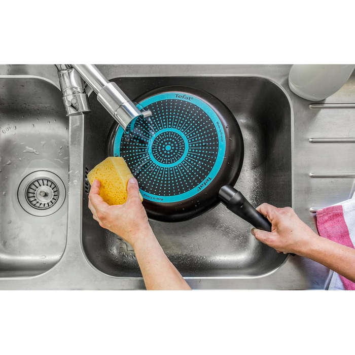 Сковорода для млинців Tefal Easy Cook & Clean, 24 см, антипригарне покриття, індикатор температури, виготовлено у Франції