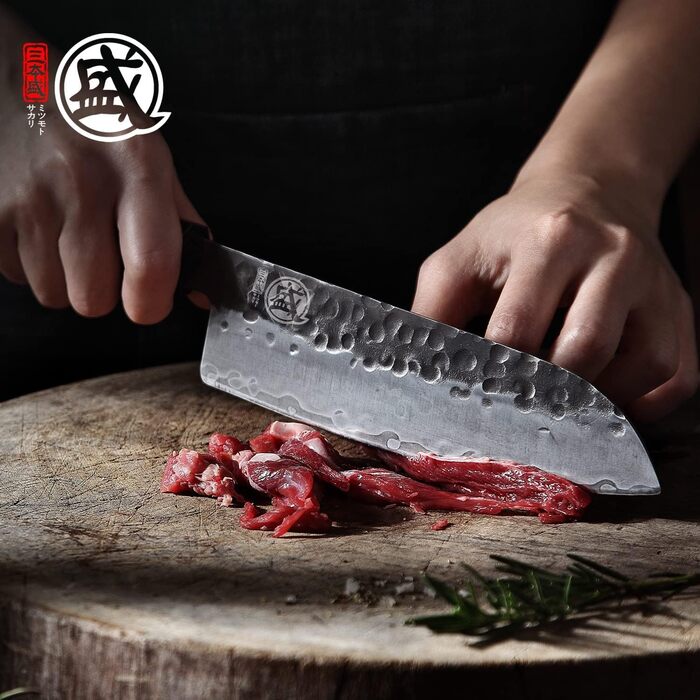 Японський ніж Santoku Mitsumoto Sakari 19 см, ручка з рожевого дерева, сталь з високим вмістом вуглецю, в подарунковій коробці