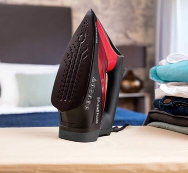 Праска Russell Hobbs 25090-56 з парою, 2600 Вт, керамічна підошва, самоочищення, антинакип, для всіх тканин