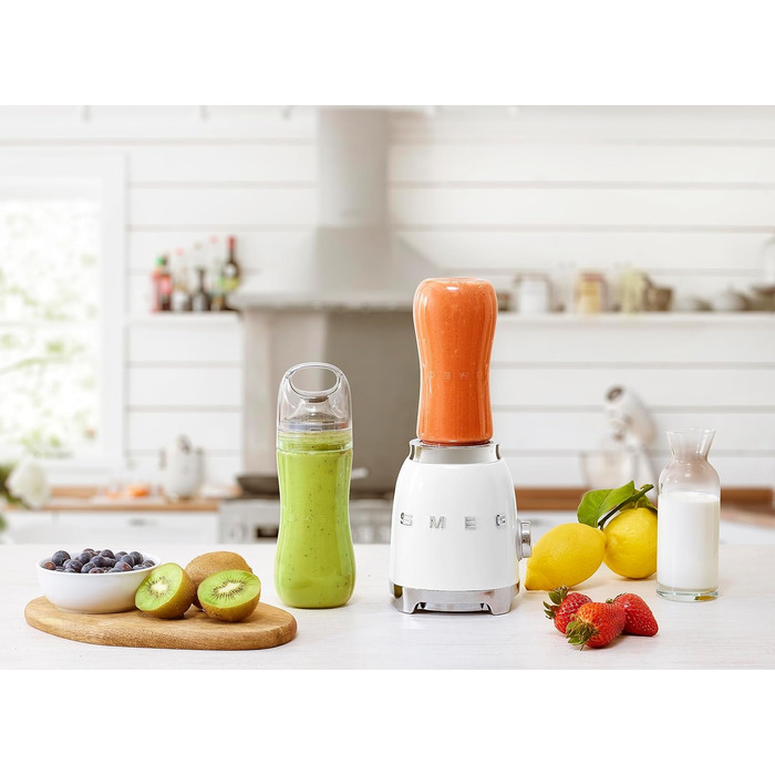 Smeg PBF01WHEU Stainless Steel Mixer, White