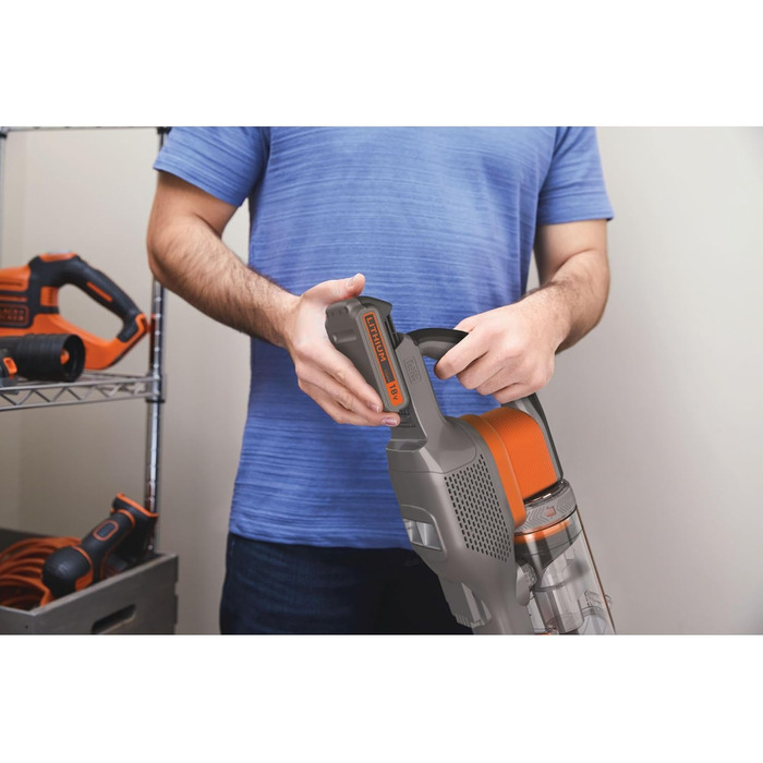 Бездротовий акумуляторний пилосос Black+Decker 4-в-1 BHFEV182C (18V, 2.0Ah) з електрощіткою, для підлоги та ручного використання, з насадкою для щілин, акумулятором, зарядним пристроєм та настінною підставкою, Titanium/Orange