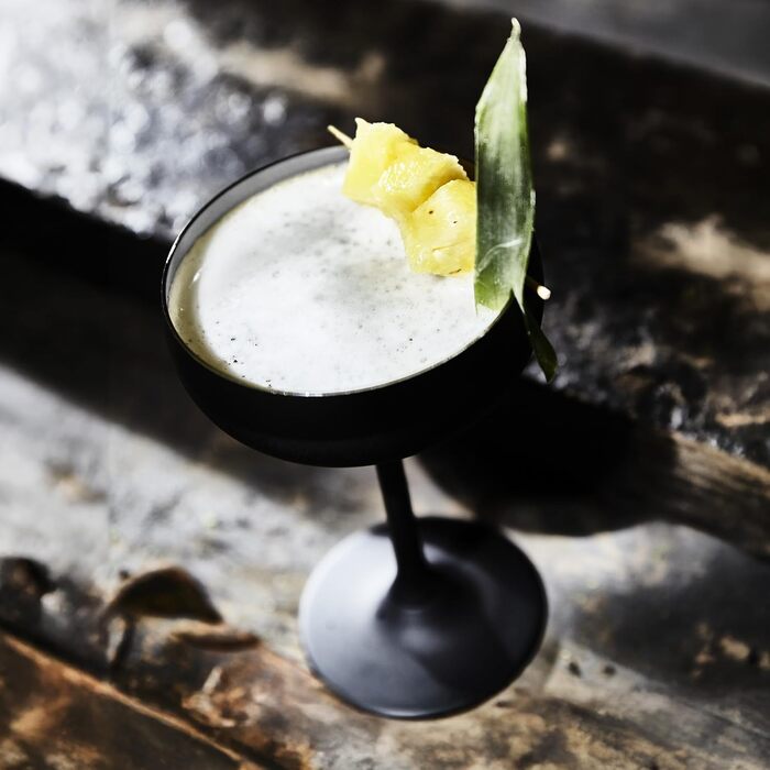 Набір келихів для шампанського Stölzle Lausitz Elements, 6 шт., 230 мл, чорний/бронзовий – келихи з кришталевого скла без свинцю, придатні для миття в посудомийній машині та стійкі до ударів