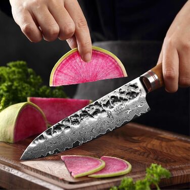 Ніж Santoku Wakoli Olive з дамаської сталі 17 см - професійний кухонний ніж з дамаської сталі 67 шарів з серцем VG10, ручка з оливкового дерева - для м'яса, риби та овочів, в дерев'яній коробці