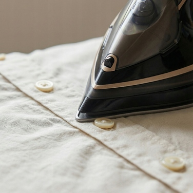 Парова праска DeKraft DE902 3200W з керамічною підошвою, функціями auto-clean та anti-calc