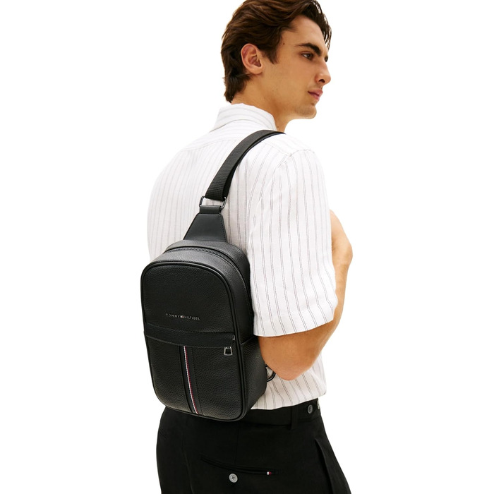 Чоловіча сумка-слінг Tommy Hilfiger Central Slingpack, чорна, універсальний розмір