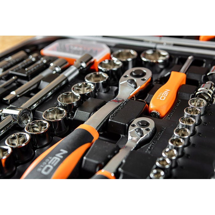Набір інструментів для електрика NEO TOOLS 01-310-1 у кейсі