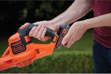Black+Decker Cordless Leaf Blower GWC1820PCB (18 Volt, up to 209 km/h blowing speed, effortlessly removes dirt and leaves, with PowerCommand, delivered without battery and charger)