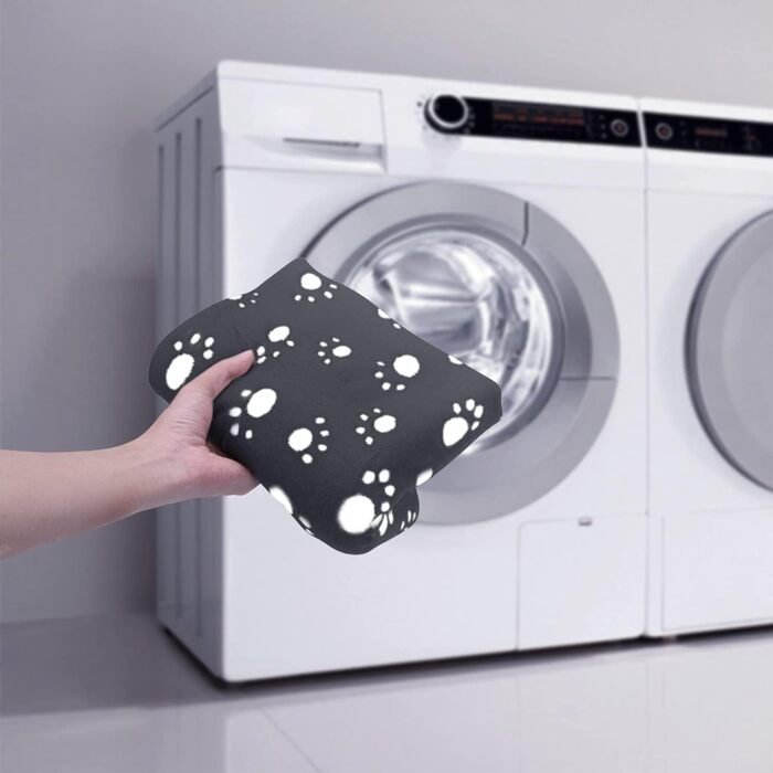 М'яка флісова підстилка для собак та котів Nobleza, 75х75 см, чорна