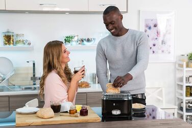 Russell Hobbs Toaster [for 2 slices] Retro Stainless Steel Black (Retro-style countdown display, including bread roll attachment, 6 browning levels + defrost & reheat function, 1300W) Vintage 21681-56