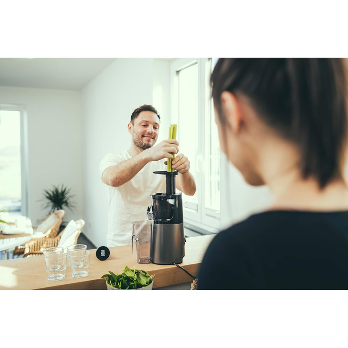 Електрична повільна соковижималка Severin для овочів та фруктів, Slow Juicer, 1.0 л