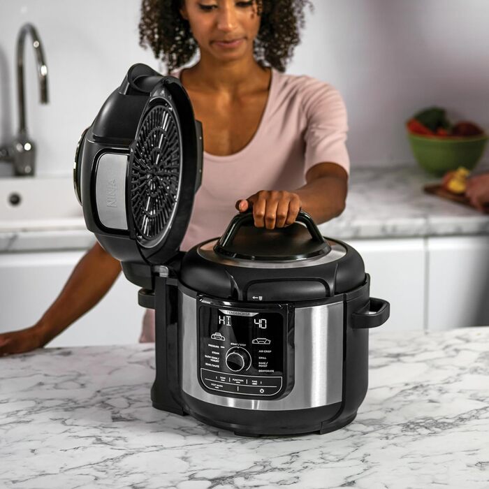Ninja Foodi MAX Multi-Cooker, 7.5L, 9-in-1 Multi-Cooker, Pressure Cooker (Fast Cooking), Air Fryer (Hot Air Frying), Slow Cooker (Slow Cooking), Grilling and more, Brushed Steel & Black, OP500EU