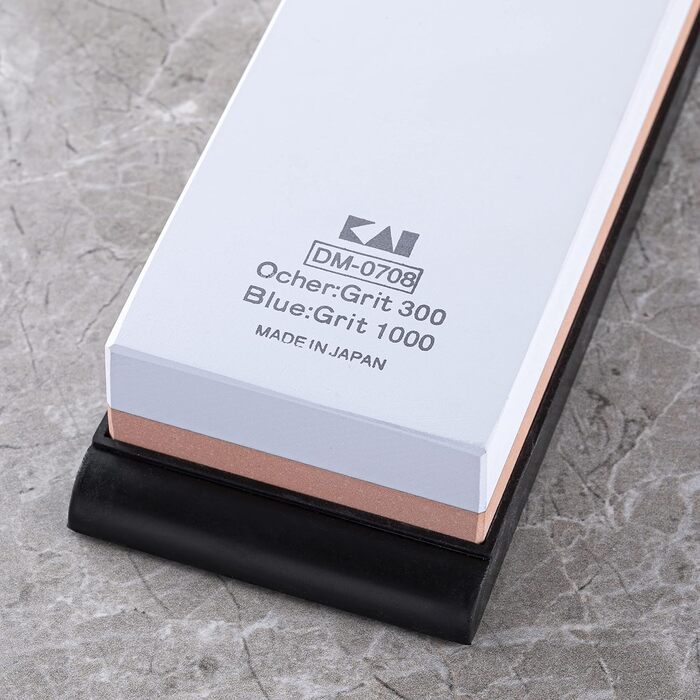 Шліфувальний камінь Kai Shun Kombi 300/1000 для заточування ножів - Японський грубий та точний шліф, розмір 18.4 x 6.2 x 2.8 см