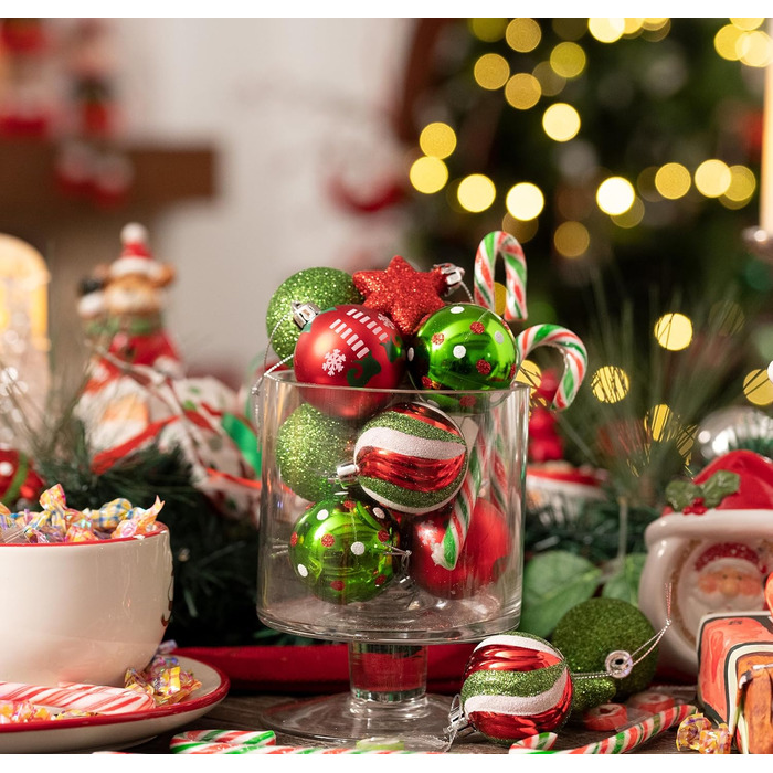 Набір ялинкових прикрас Victor's Workshop 35 шт. 5 см, пластикові кулі, червоно-зелено-білий декор для ялинки, тематика ельфів