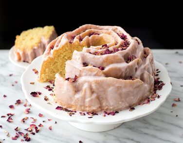 Форма для випічки Nordic Ware Rose Bundt, 10 порцій, карамель