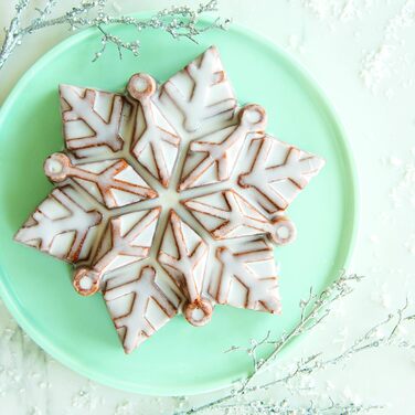 Nordic Ware Baking Pan, Cake Pan, Snowflake, Frozen, Winter Blue, Aluminum, Non-Stick, NW 88242