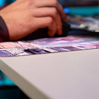 Tilt Premium килимок для миші XXL 1000x500x4 мм | Ігровий килимок для миші | Нековзна підкладка на стіл | Водостійкий мат для столу (30 x 30 см, Sakura City)